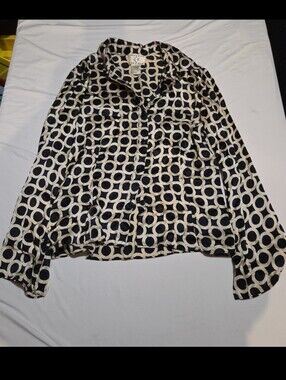 Ie women's size 6 silk circle pattern blouse #06